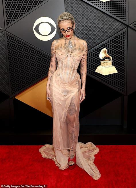 doja cat nipple out at grammys|Doja Cat suffers a nip slip at Grammys 2024